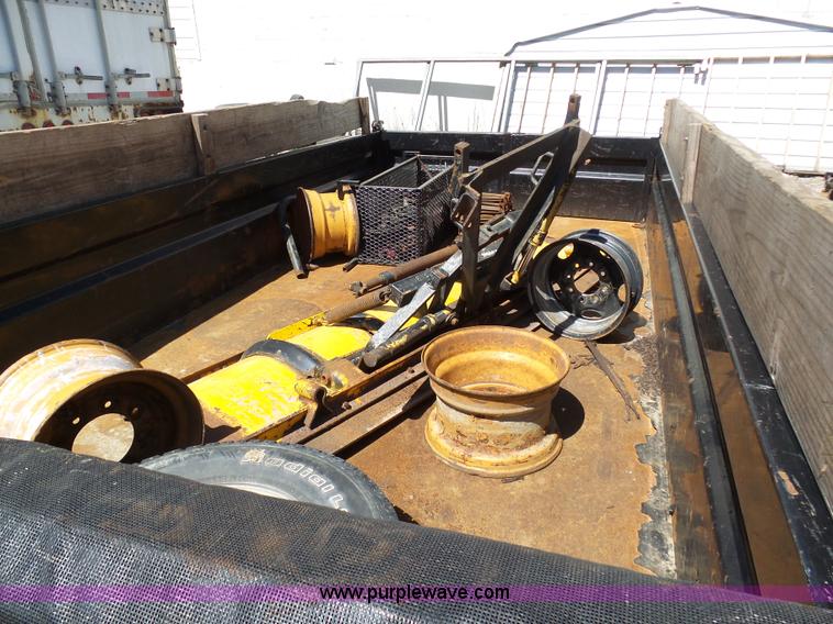 image for item BS9727 2013 Load Trail dump trailer