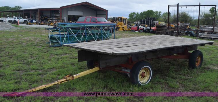 image for item BW9420 Hay wagon