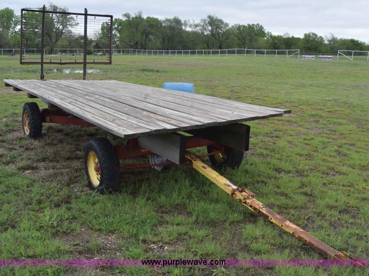 image for item BW9420 Hay wagon