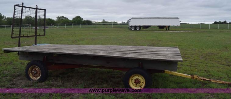 image for item BW9420 Hay wagon