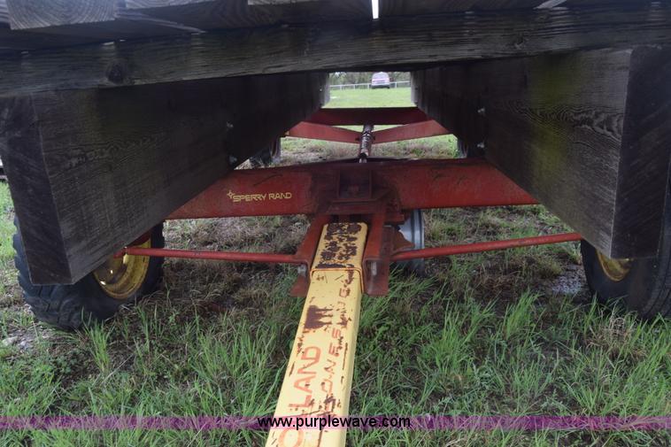 image for item BW9420 Hay wagon