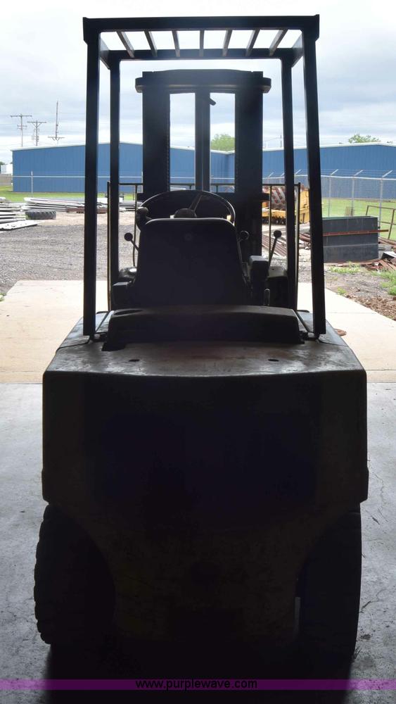 image for item BW9421 Clark C500-Y50 forklift