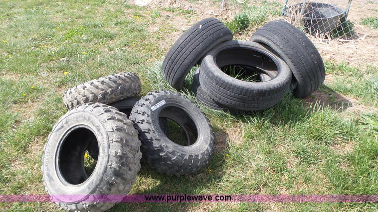 image for item BX9070 (8) tires
