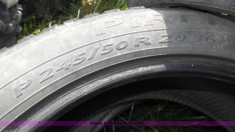 image for item BX9070 (8) tires