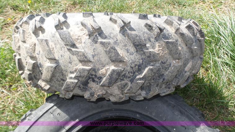 image for item BX9070 (8) tires