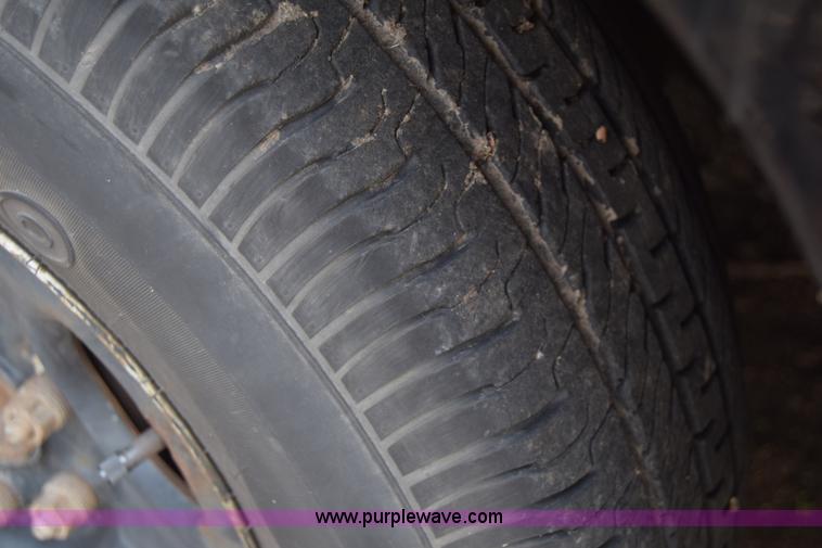 image for item BX9704 2001 Chevrolet Silverado 1500 Ext. Cab pickup truck