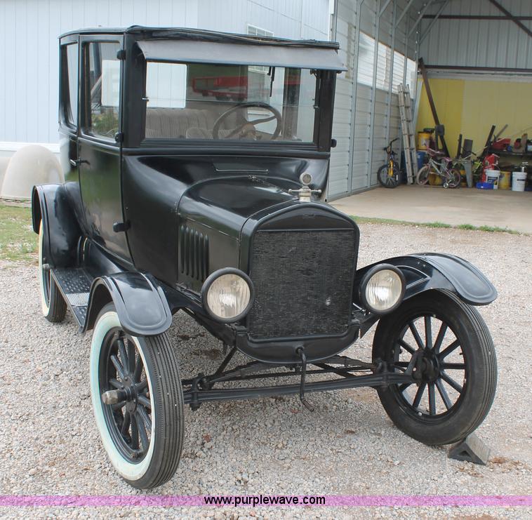 image for item BZ9085 1925 Ford Model T