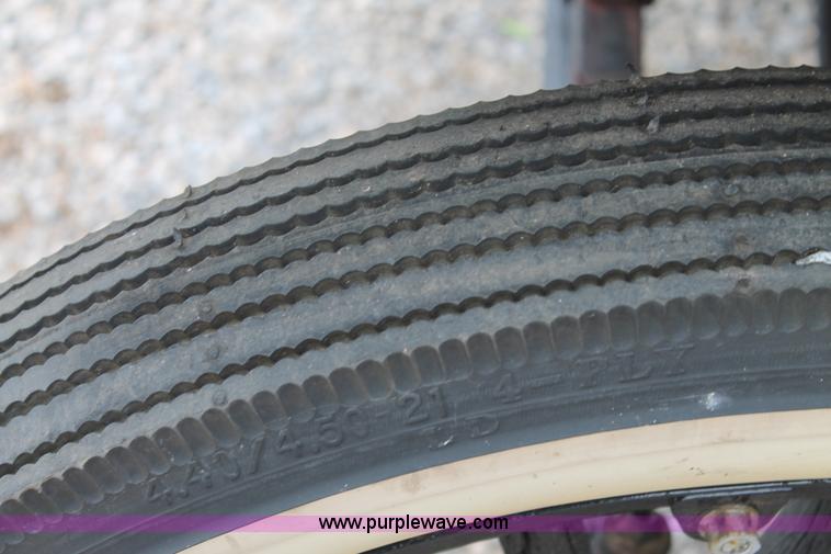 image for item BZ9085 1925 Ford Model T