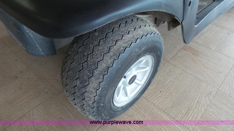 image for item BZ9257 2012 Club Car Precedent golf cart