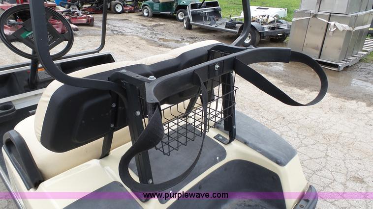 image for item BZ9258 2002 Club Cart DS golf cart