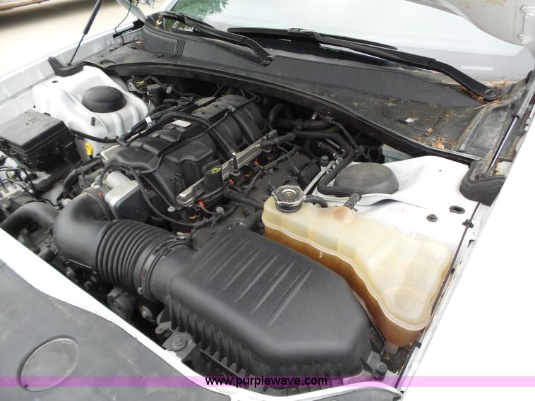 image for item BZ9504 2011 Dodge Charger Police