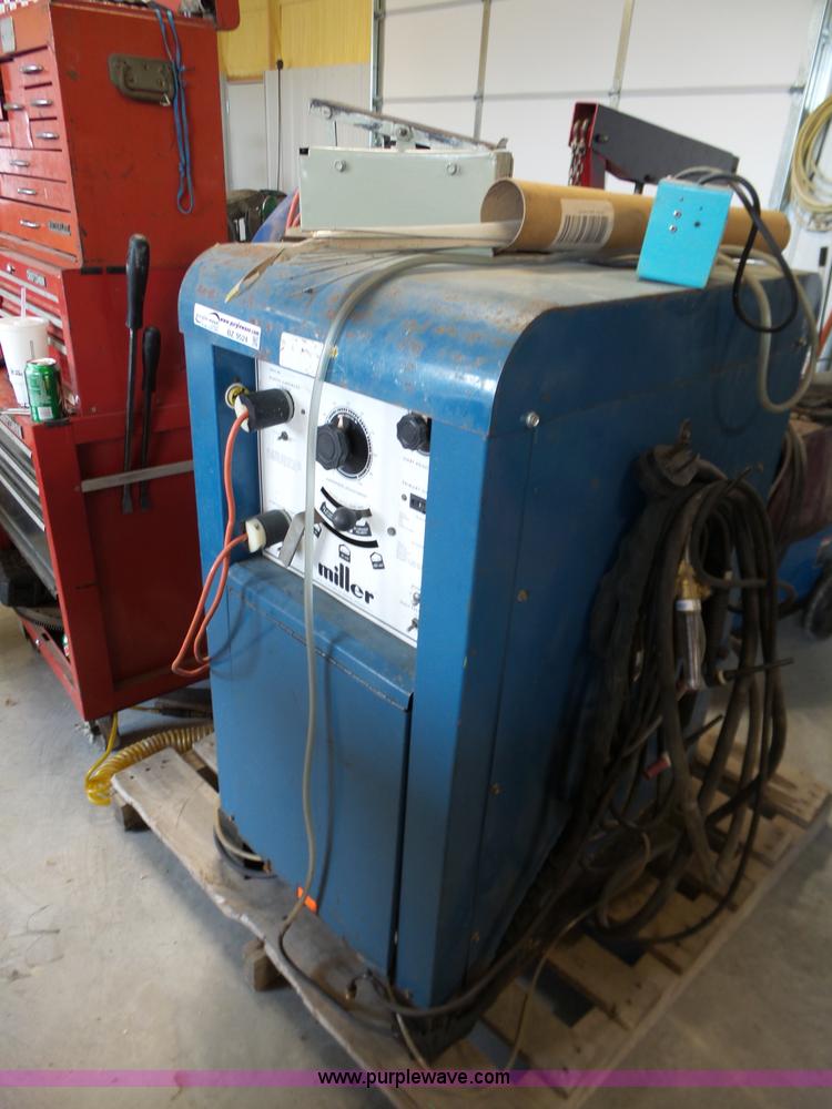 image for item BZ9524 Miller 330A/BP tig welder