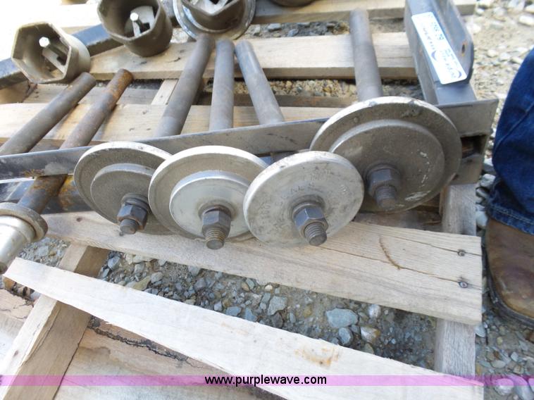 image for item BZ9525 OTC wheel set