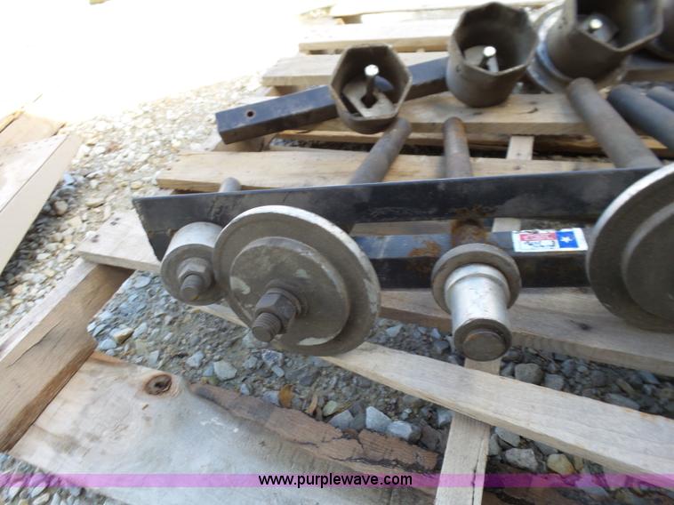 image for item BZ9525 OTC wheel set