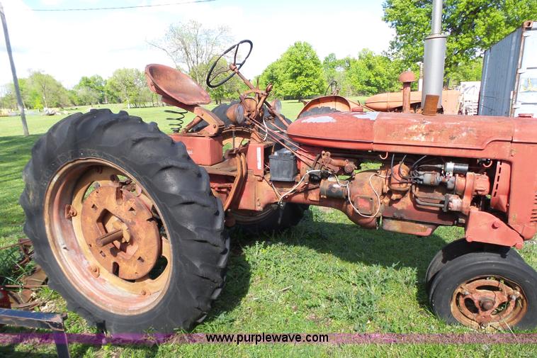 image for item BZ9526 Farmall C tractor