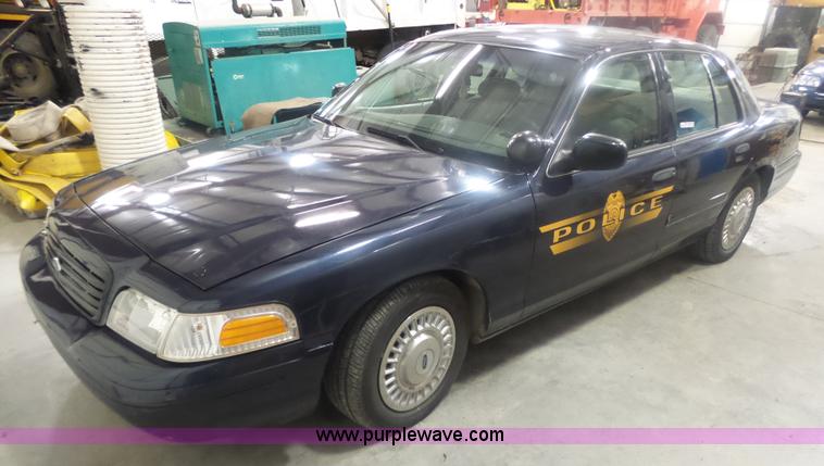 image for item BZ9540 1999 Ford Crown Victoria Police Interceptor