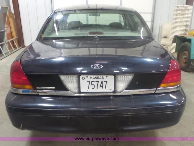 image for item BZ9540 1999 Ford Crown Victoria Police Interceptor