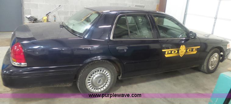 image for item BZ9540 1999 Ford Crown Victoria Police Interceptor
