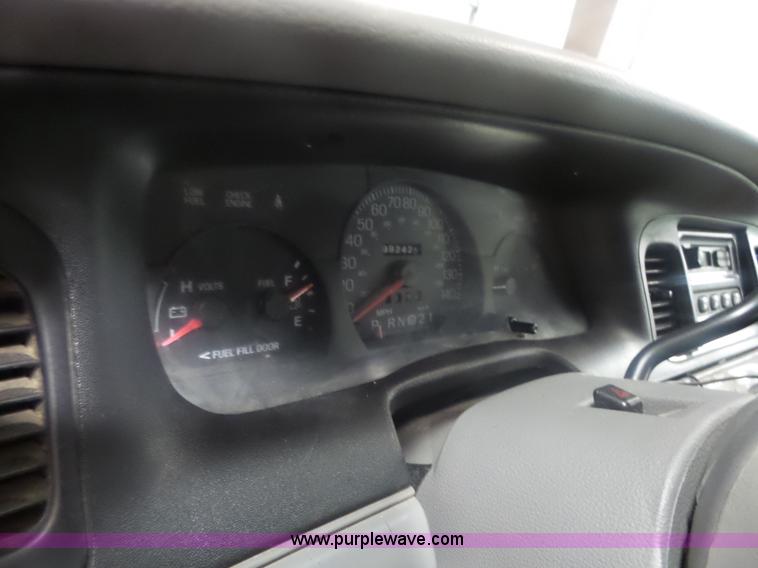 image for item BZ9540 1999 Ford Crown Victoria Police Interceptor