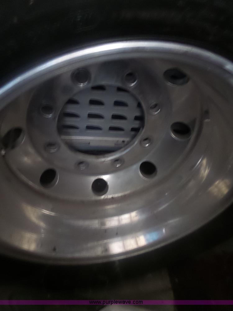 image for item BZ9542 (6) tires and wheels