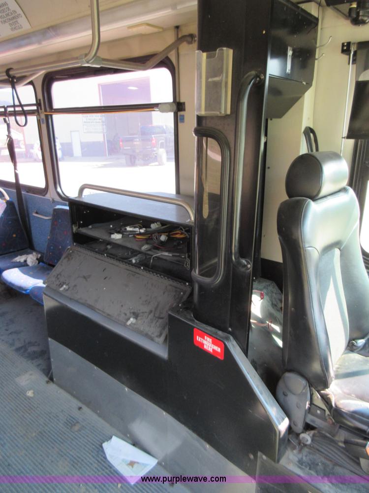 image for item I6458 2002 Gillig Low Floor G22B102N4 transit bus