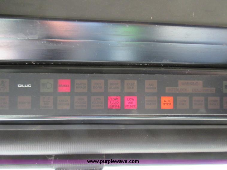 image for item I6458 2002 Gillig Low Floor G22B102N4 transit bus