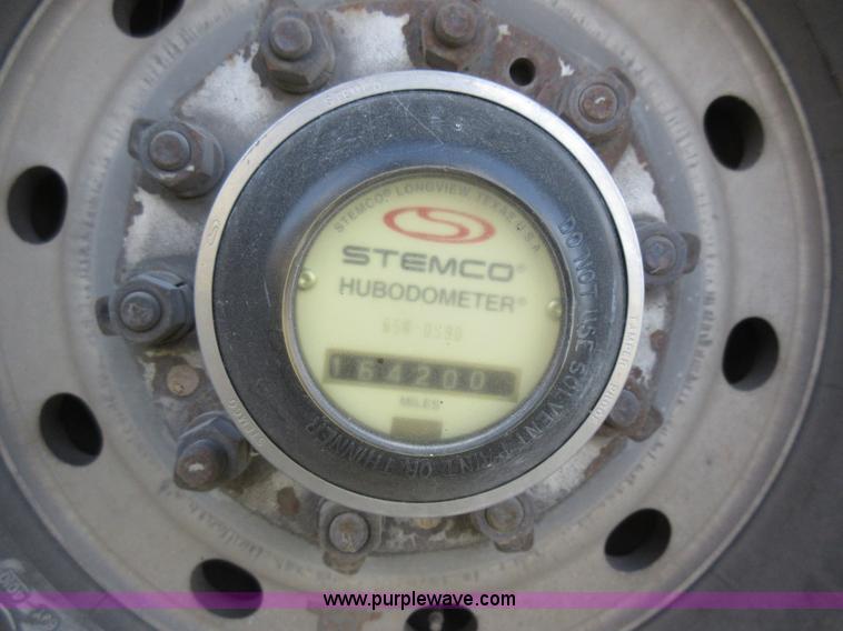 image for item I6458 2002 Gillig Low Floor G22B102N4 transit bus