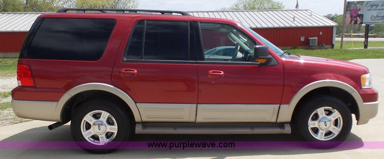 image for item J4116 2006 Ford Expedition Eddie Bauer SUV