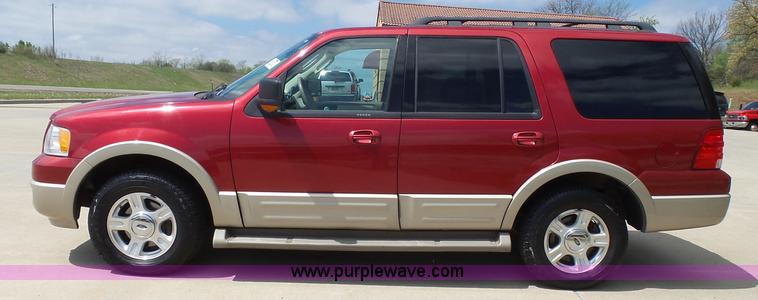 image for item J4116 2006 Ford Expedition Eddie Bauer SUV