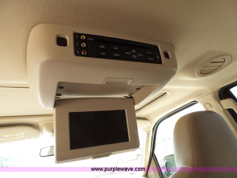 image for item J4116 2006 Ford Expedition Eddie Bauer SUV