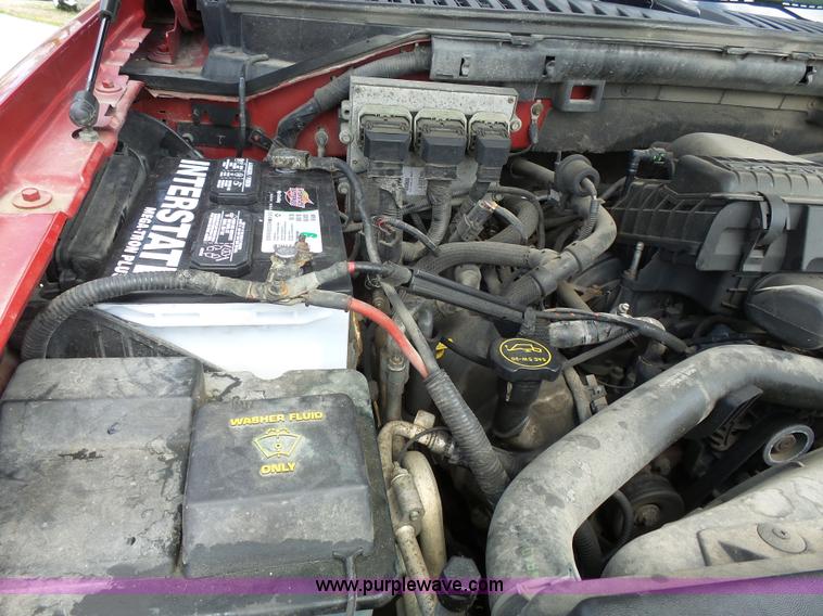 image for item J4116 2006 Ford Expedition Eddie Bauer SUV