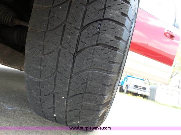 image for item J4116 2006 Ford Expedition Eddie Bauer SUV