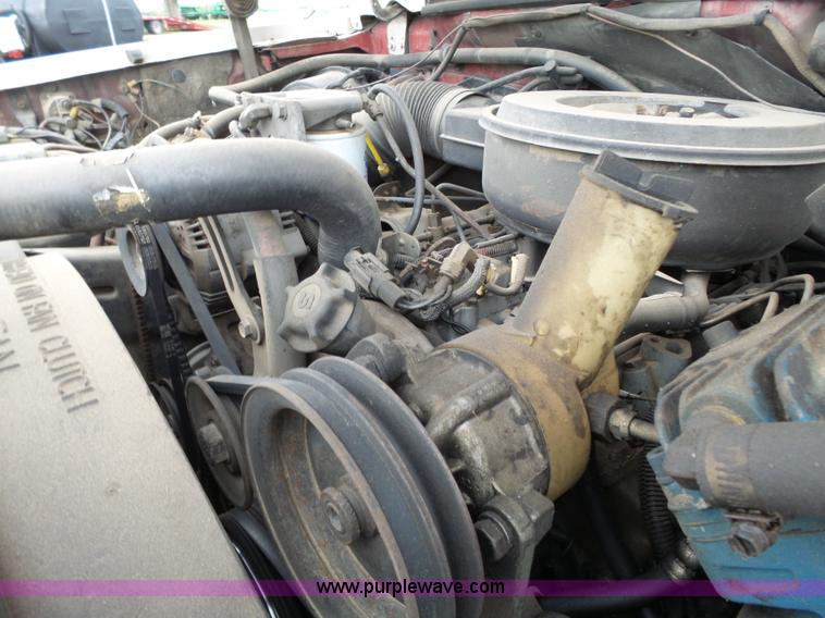 image for item J4119 1987 Ford F350 XLT Lariat service truck