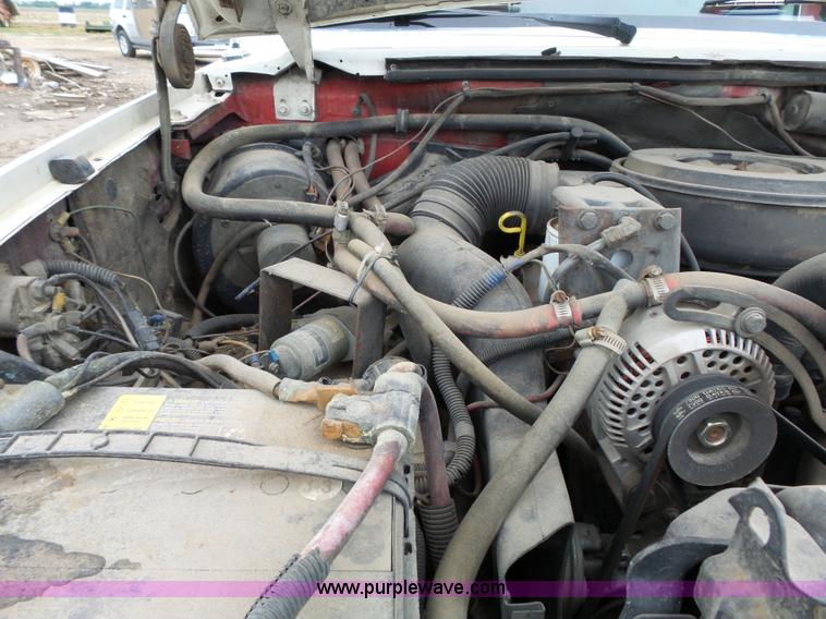 image for item J4119 1987 Ford F350 XLT Lariat service truck