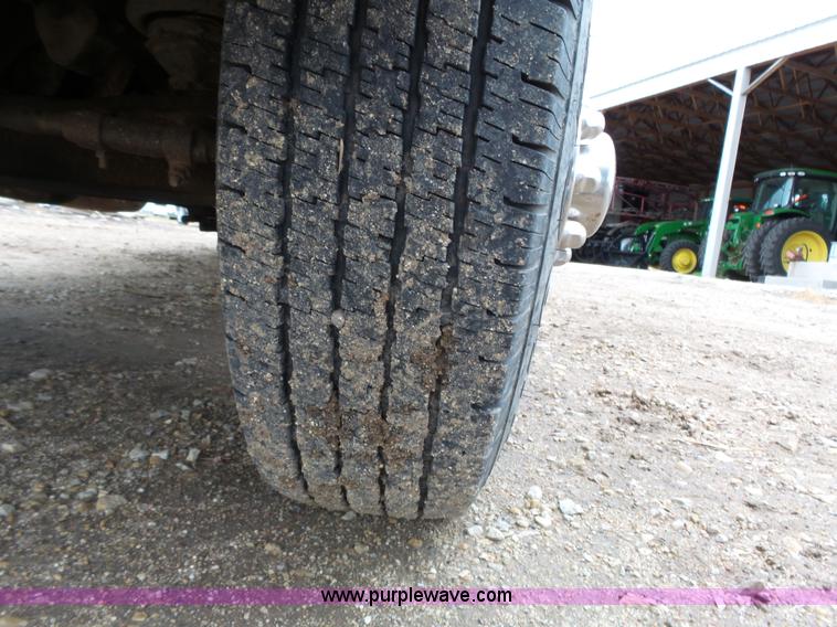 image for item J4119 1987 Ford F350 XLT Lariat service truck