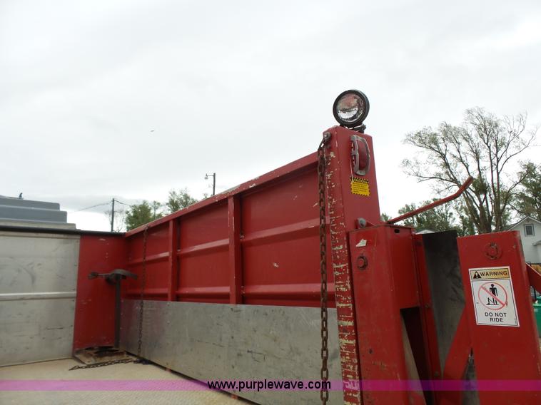 image for item J4119 1987 Ford F350 XLT Lariat service truck