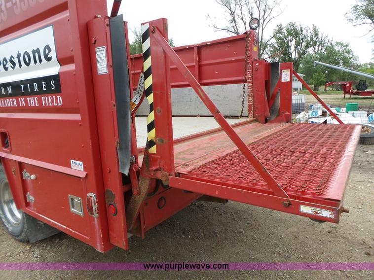 image for item J4119 1987 Ford F350 XLT Lariat service truck