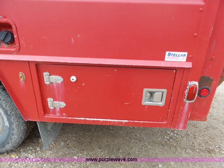 image for item J4119 1987 Ford F350 XLT Lariat service truck