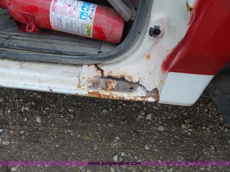 image for item J4119 1987 Ford F350 XLT Lariat service truck