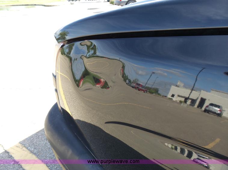 image for item J4129 2004 Chevrolet Silverado 1500 pickup truck