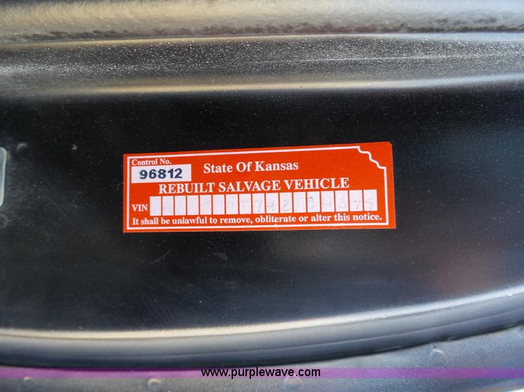 image for item J4129 2004 Chevrolet Silverado 1500 pickup truck