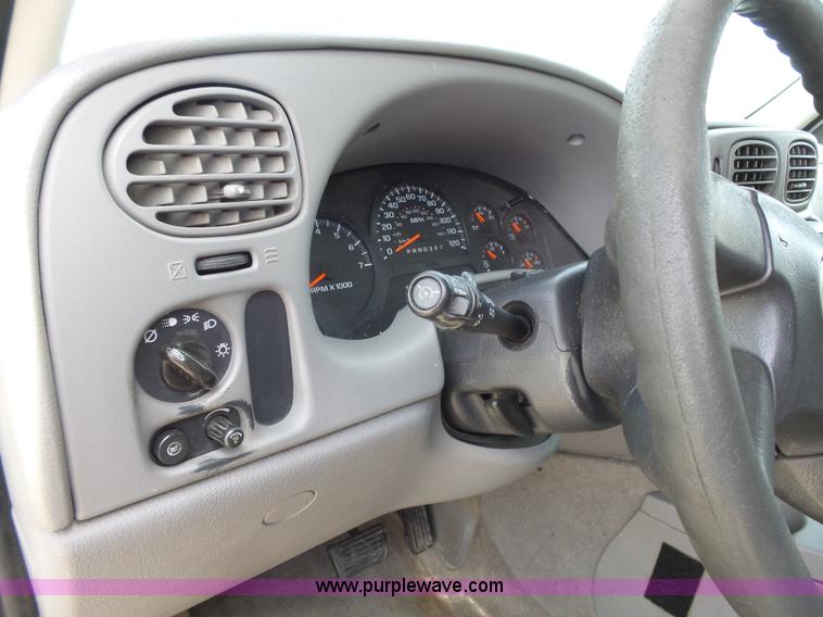 image for item J4145 2008 Chevrolet Trailblazer LS SUV