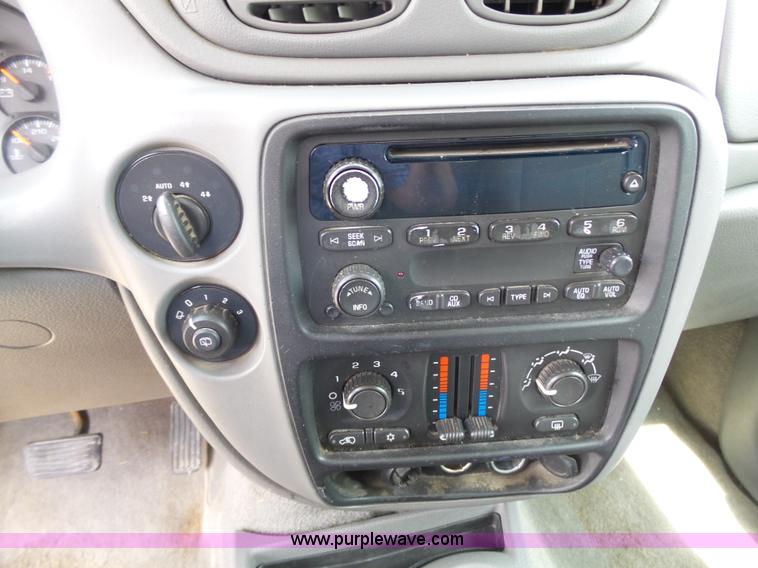 image for item J4145 2008 Chevrolet Trailblazer LS SUV