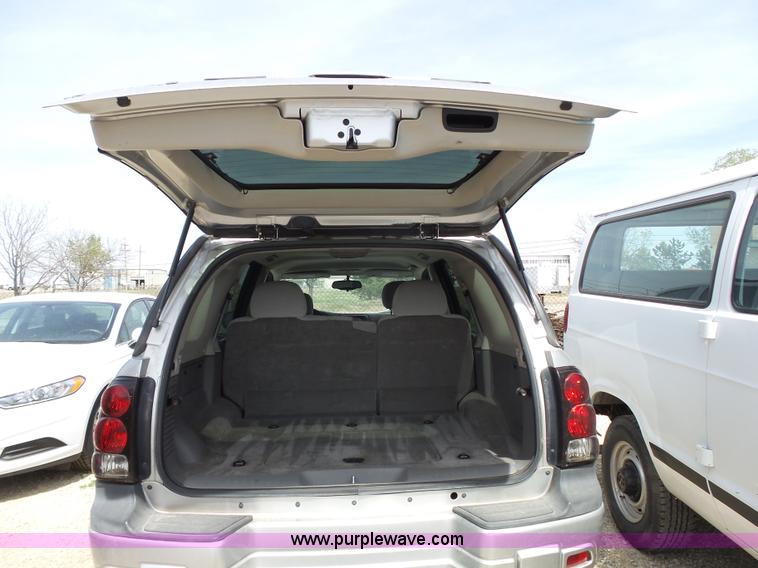 image for item J4145 2008 Chevrolet Trailblazer LS SUV