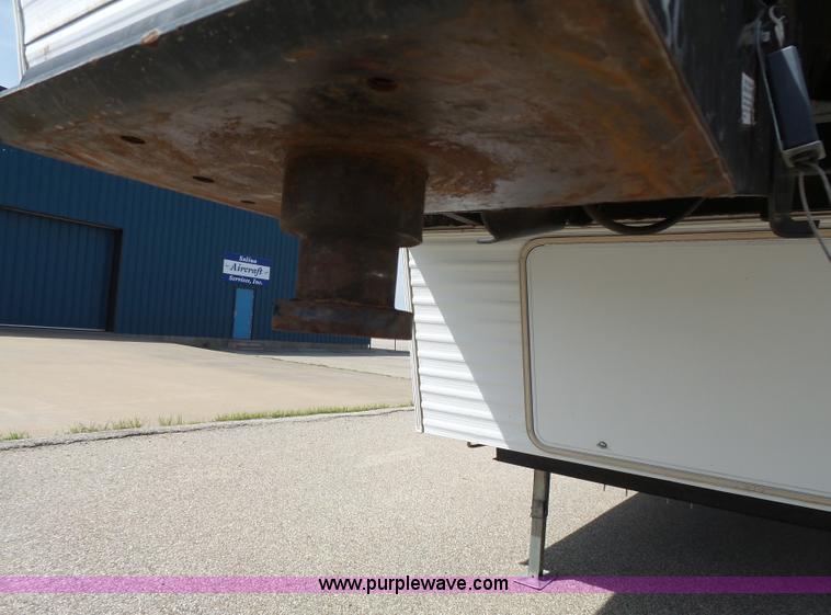 image for item J4990 2007 Forest River Salem LE camper