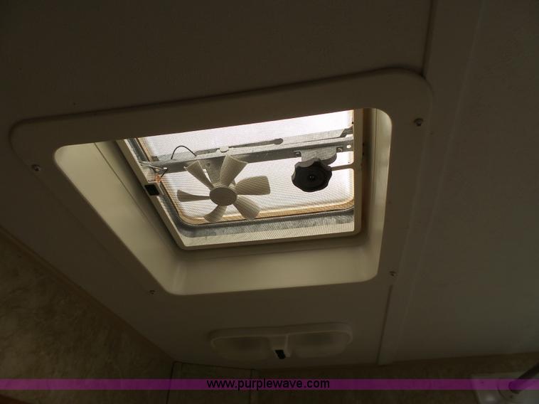 image for item J4990 2007 Forest River Salem LE camper