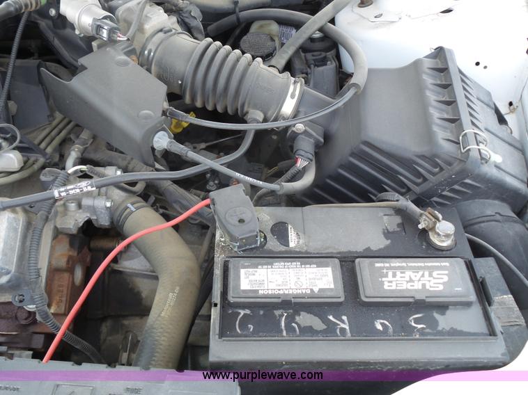 image for item J4992 2006 Ford Taurus SE