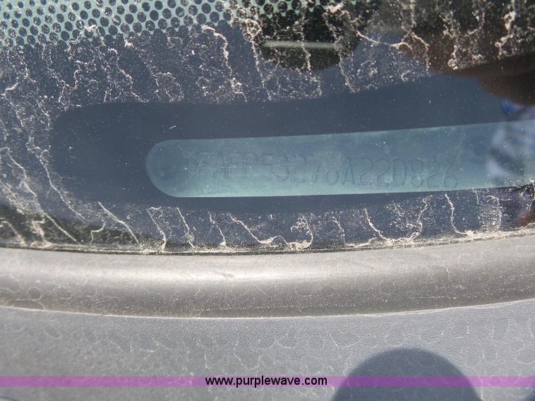 image for item J4992 2006 Ford Taurus SE