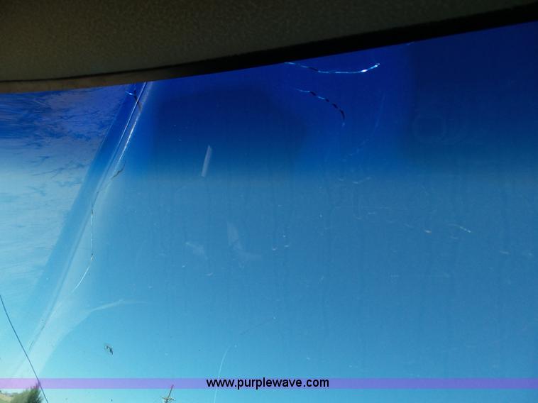 image for item J6135 2000 Chevrolet 2500 flatbed pickup truck