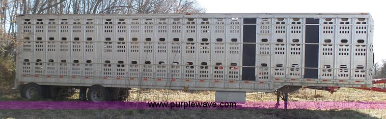 image for item J6266 1998 Barrett livestock trailer